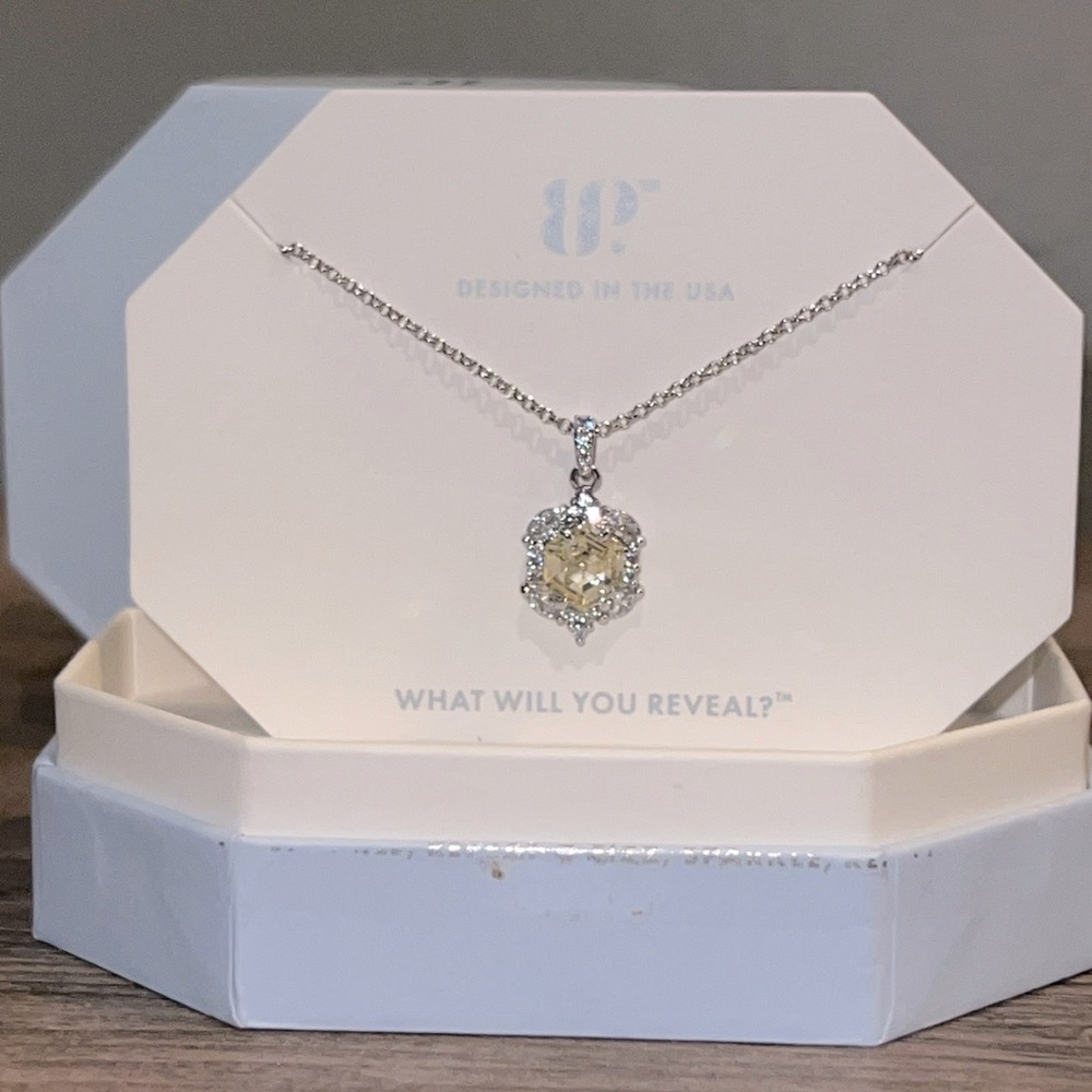 NWT Lemon Cubic Zirconia Necklace